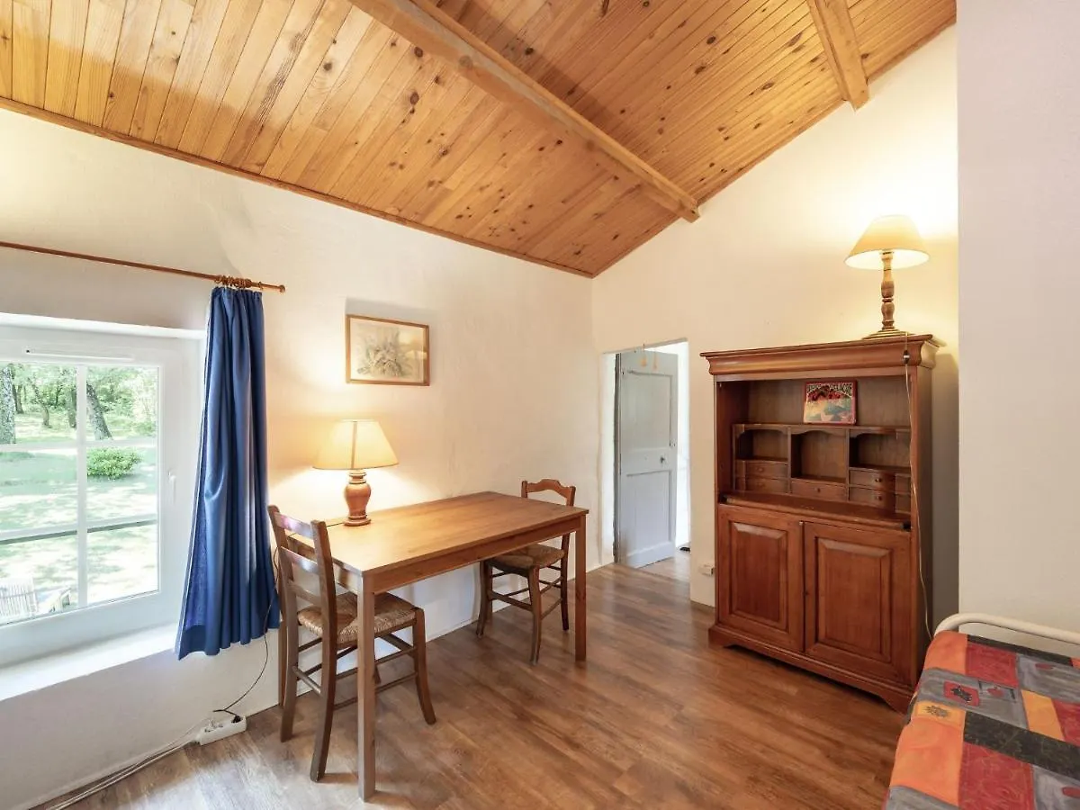 Holiday Home La Chambaillarde - Dlf120 By Interhome ル・ポエ・ラヴァル フランス